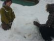 Stavanie sňahuláka (Šalgovce/február 2009)